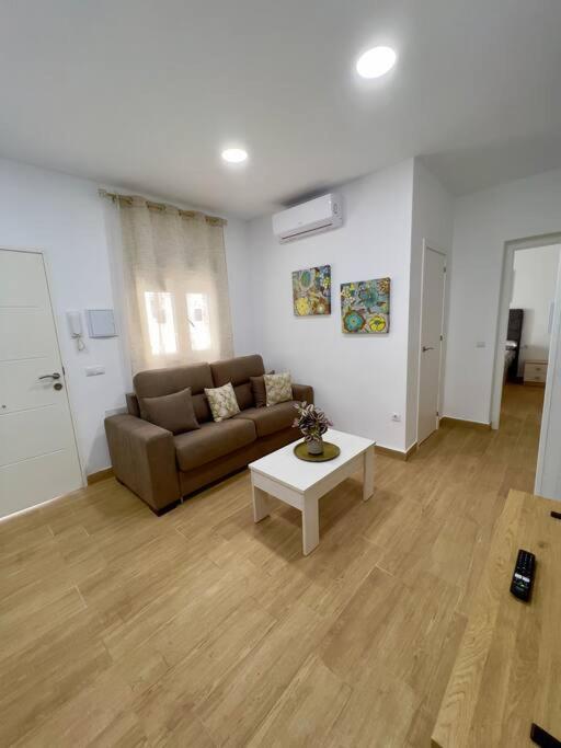 La Línea de la Concepción Rockside Residences Suites La Linea מראה חיצוני תמונה